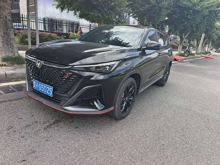 Фото 1 - Changan X5 Plus