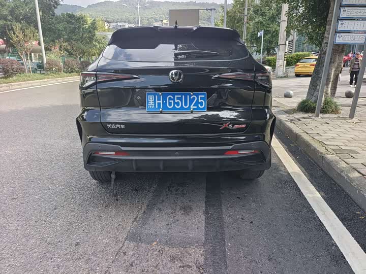 Фото 12 - Changan X5 Plus