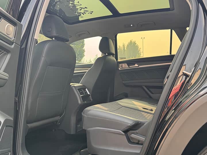 Фото 8 - Volkswagen Teramont X