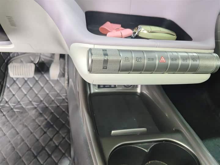 Фото 14 - BYD Dolphin