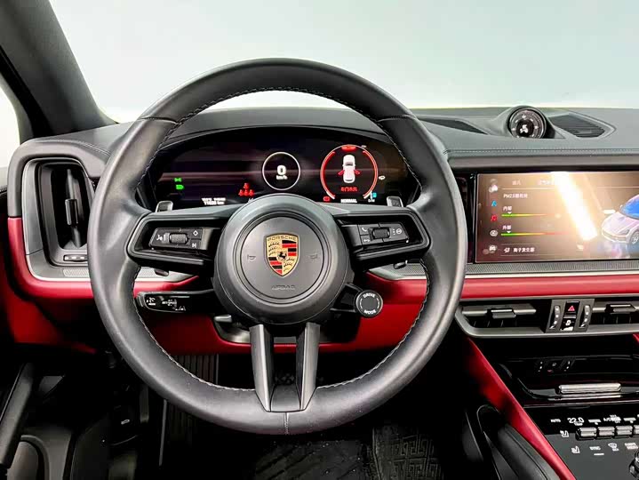 Фото 10 - Porsche Cayenne