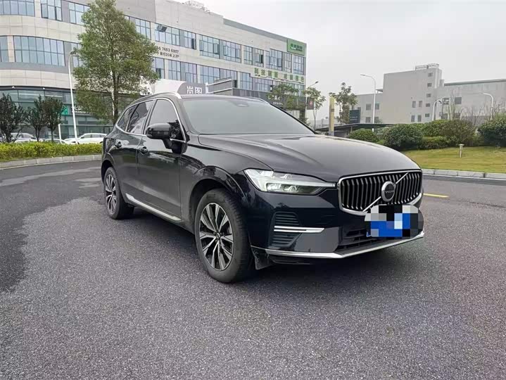 Фото 2 - Volvo XC60