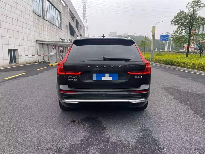 Фото 3 - Volvo XC60