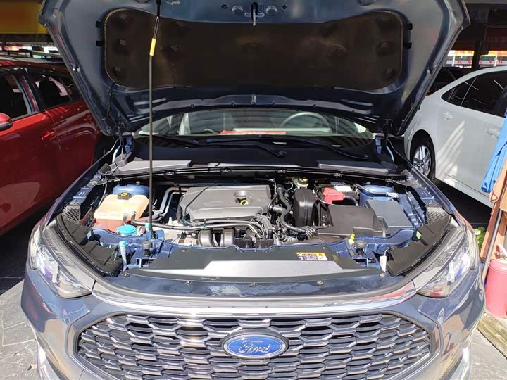 Фото 20 - Ford Escort