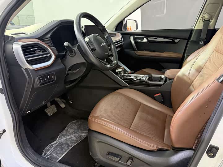 Фото 8 - Kia Sportage GT-line