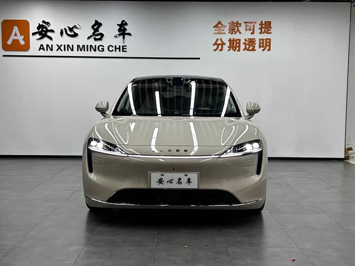 Фото 2 - Luxeed R7