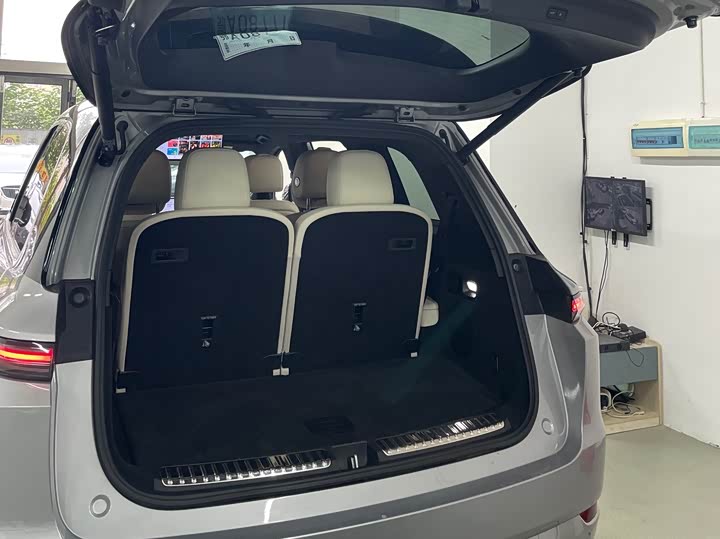 Фото 14 - LiXiang L9