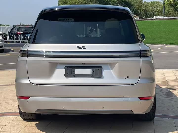 Фото 8 - LiXiang L9