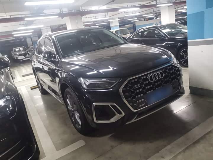 Фото 4 - Audi Q5L