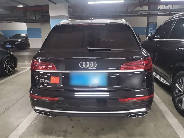 Фото 6 - Audi Q5L