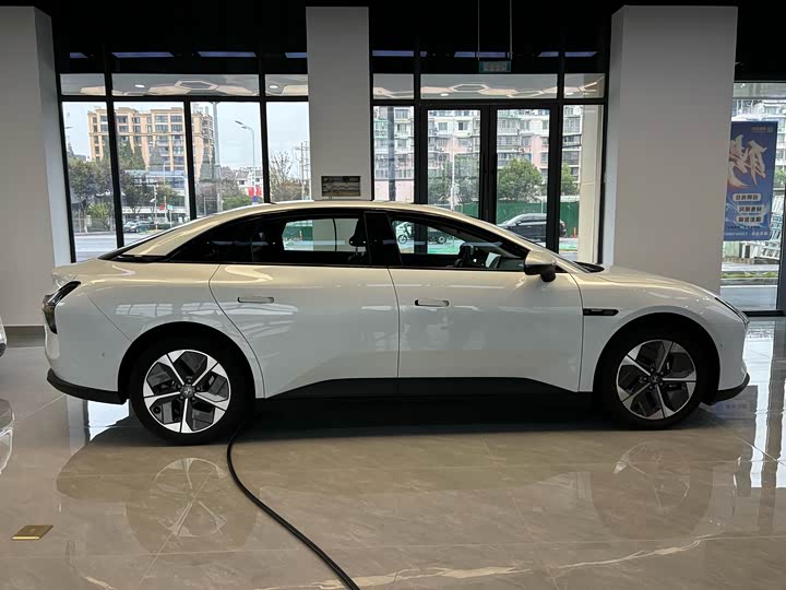 Фото 3 - XPeng Mona M03