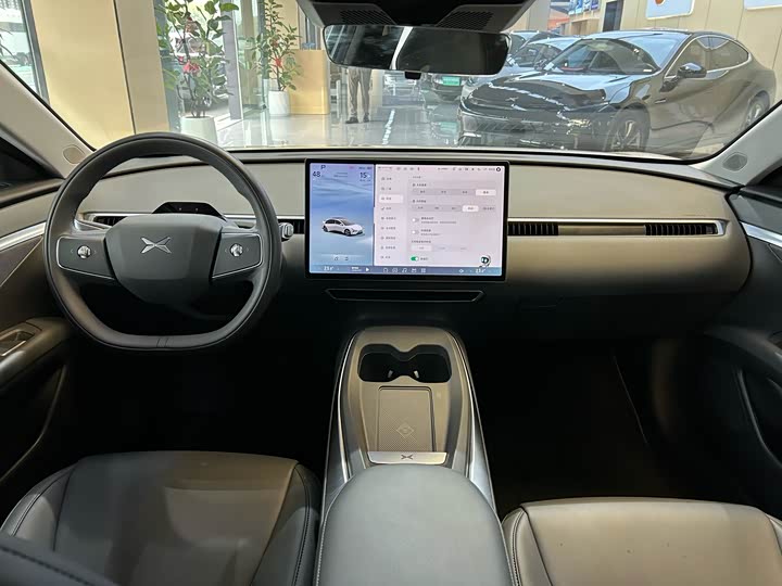 Фото 8 - XPeng Mona M03