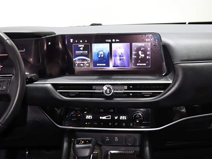 Фото 15 - Nissan Pathfinder