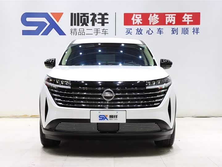 Фото 2 - Nissan Pathfinder