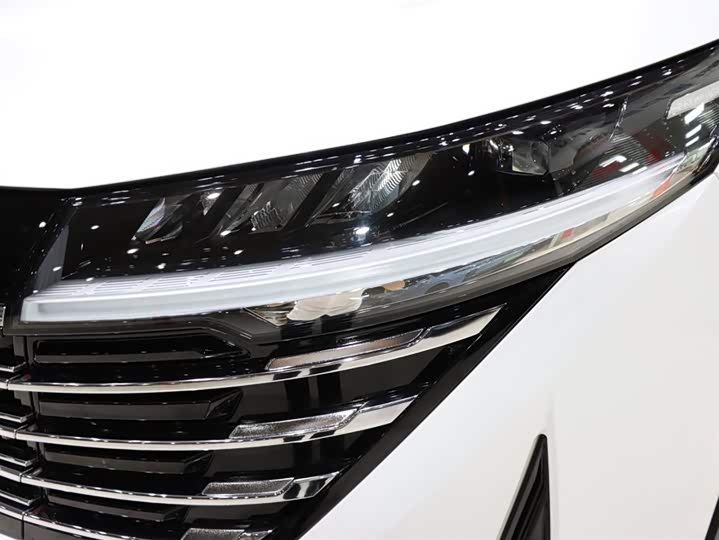 Фото 7 - Nissan Pathfinder