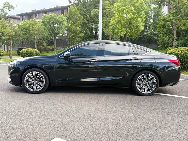 Фото 5 - Hongqi H5