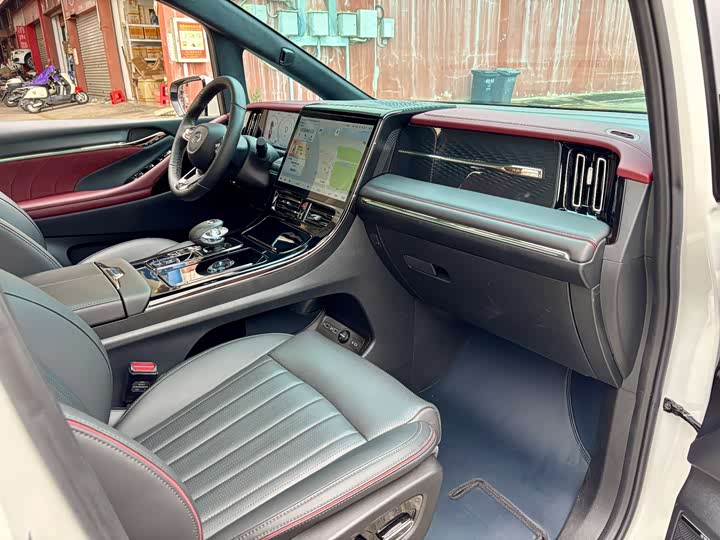 Фото 9 - GAC Trumpchi M8