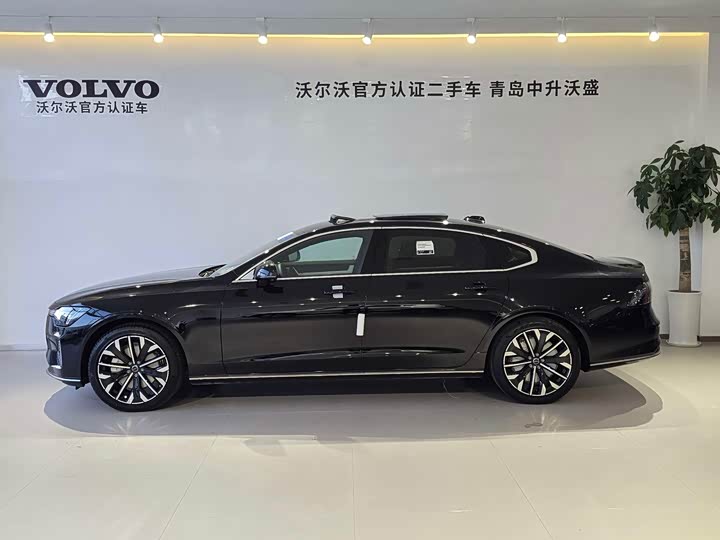 Фото 6 - Volvo S90