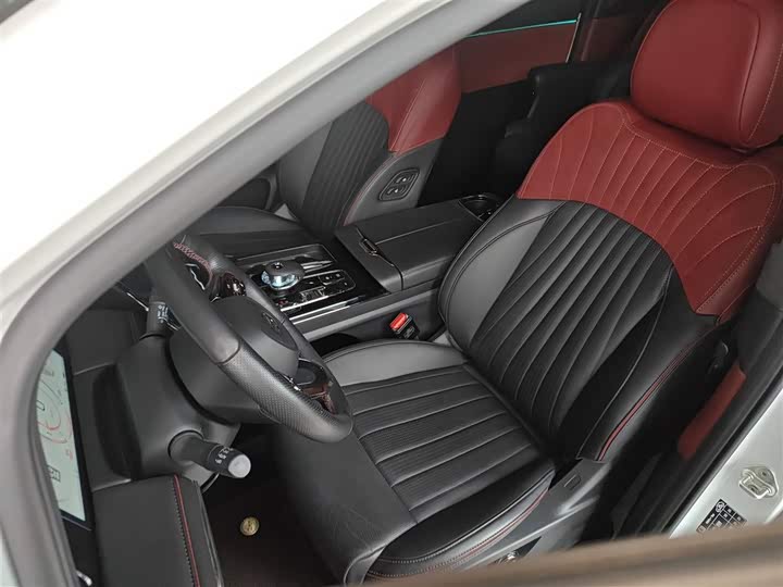 Фото 15 - GAC Trumpchi M8