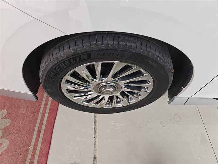 Фото 23 - GAC Trumpchi M8