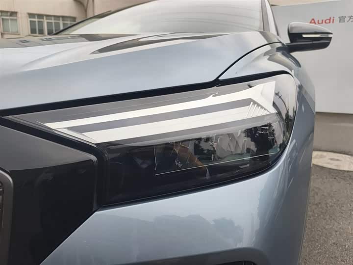 Фото 16 - Audi Q4 e-tron