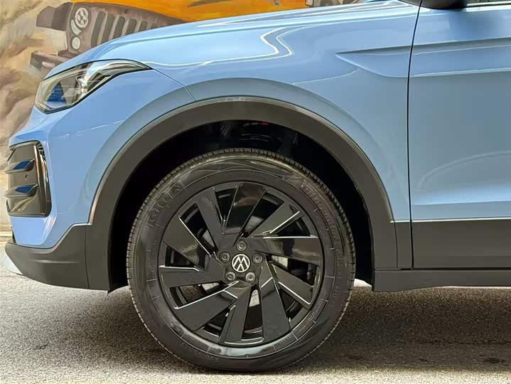 Фото 6 - Volkswagen Tharu