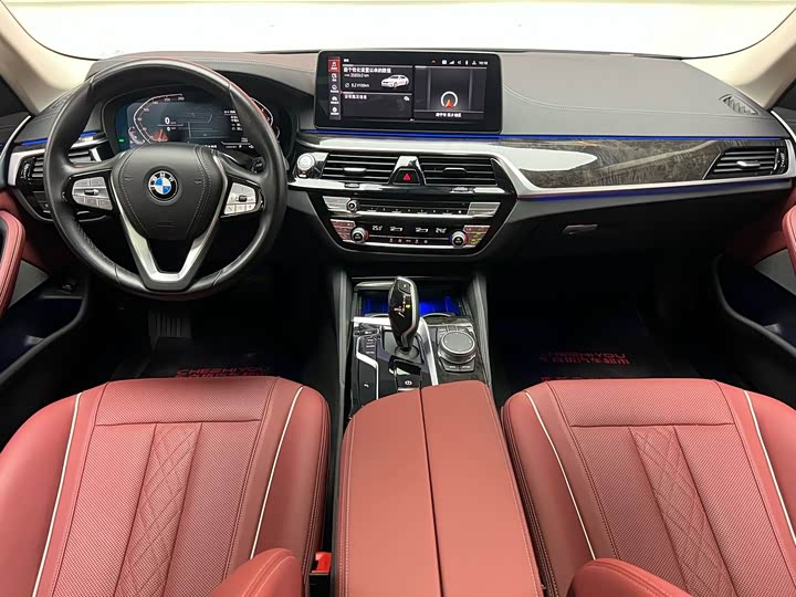 Фото 12 - BMW 5 Series