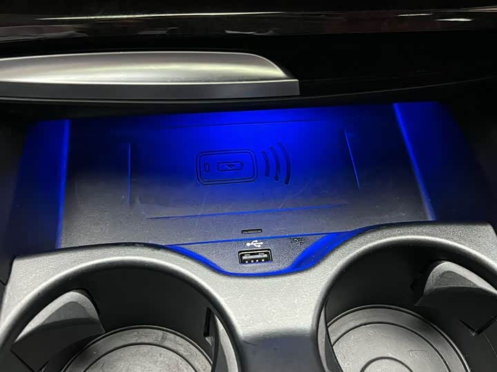 Фото 22 - BMW 5 Series