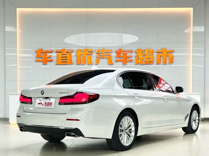 Фото 5 - BMW 5 Series