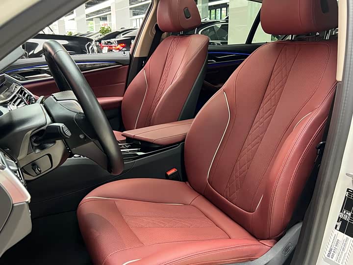 Фото 9 - BMW 5 Series