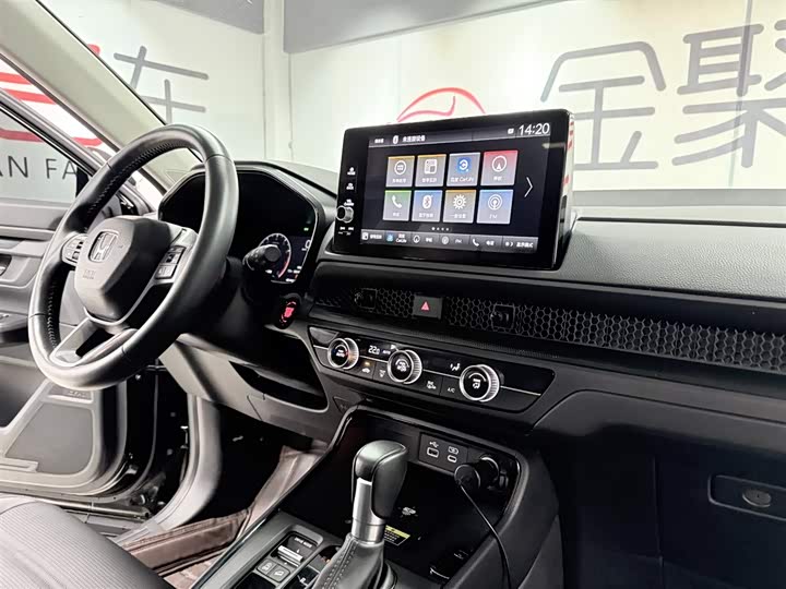 Фото 18 - Honda CR-V