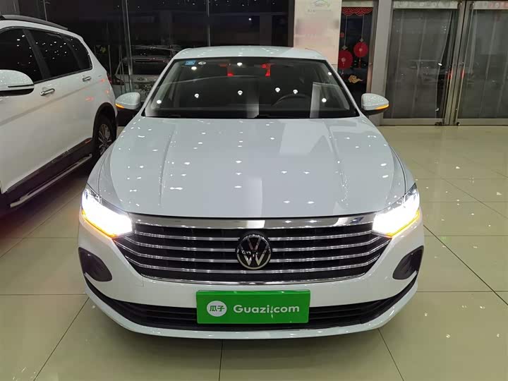 Фото 3 - Volkswagen Lavida