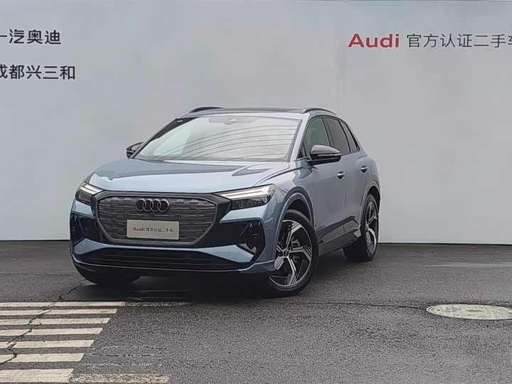 Фото 1 - Audi Q4 e-tron