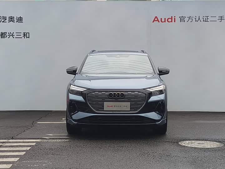 Фото 2 - Audi Q4 e-tron