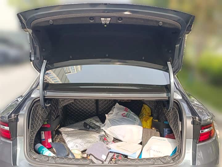 Фото 10 - Geely Preface