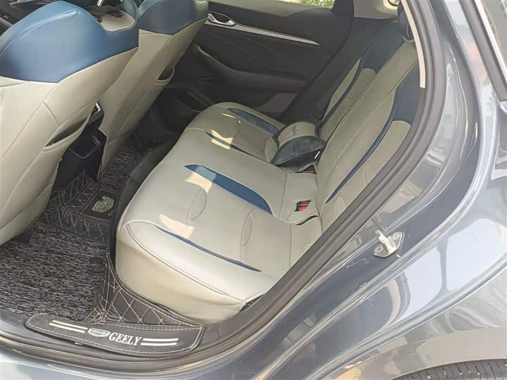 Фото 15 - Geely Preface