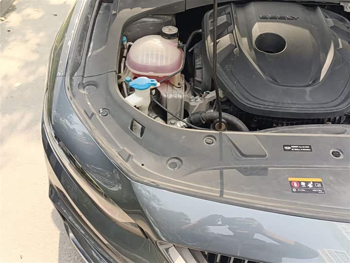 Фото 21 - Geely Preface