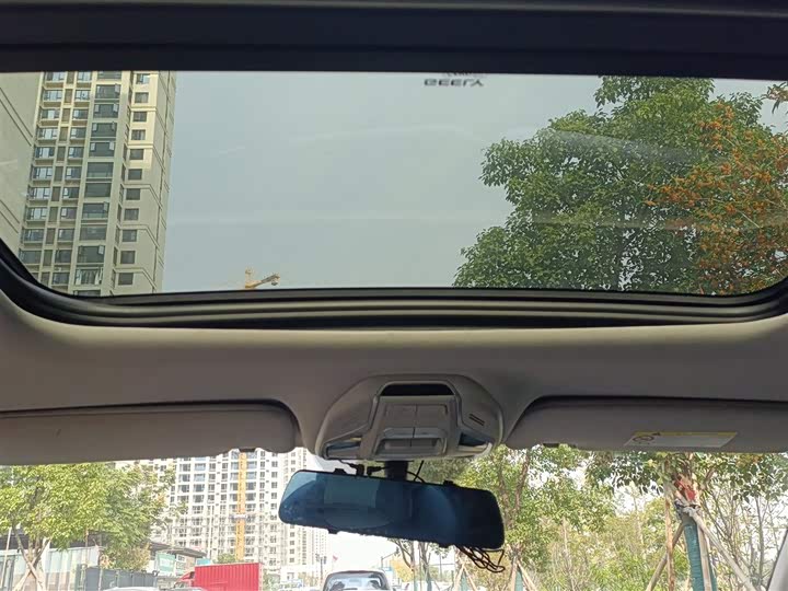 Фото 9 - Geely Preface