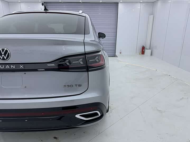 Фото 12 - Volkswagen Tiguan X