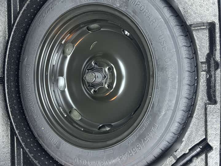 Фото 22 - Volkswagen Tiguan X