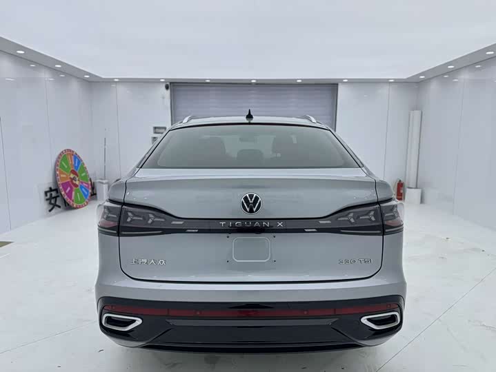 Фото 8 - Volkswagen Tiguan X