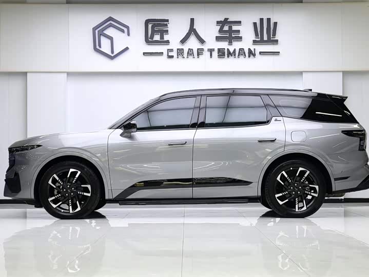 Фото 4 - Ford Edge