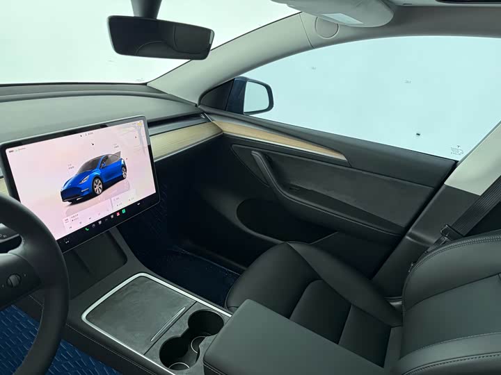 Фото 7 - Tesla Model Y