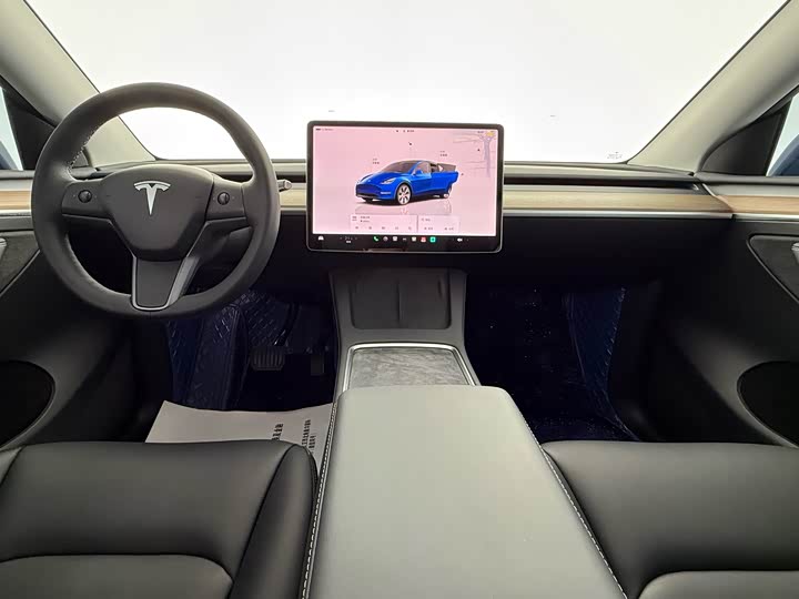 Фото 8 - Tesla Model Y