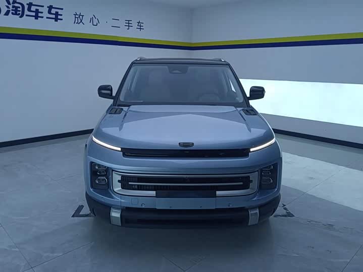 Фото 2 - Geely Icon