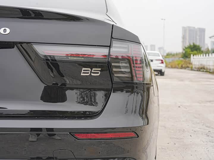 Фото 7 - Volvo S90