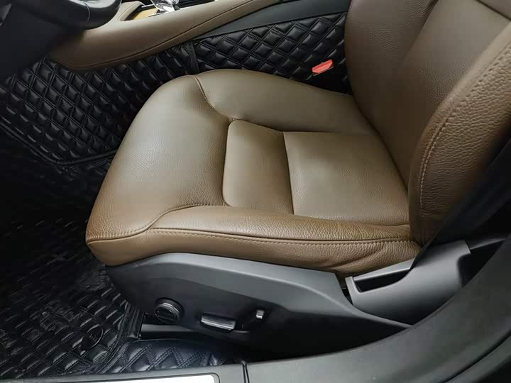 Фото 20 - Volvo S90