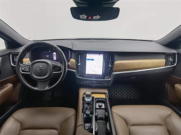 Фото 5 - Volvo S90