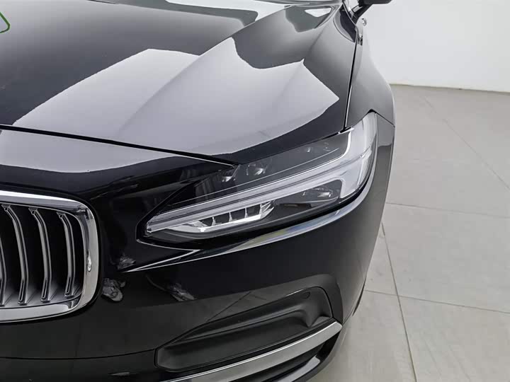Фото 7 - Volvo S90
