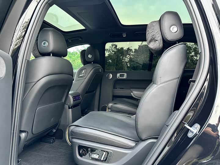 Фото 17 - LiXiang L9